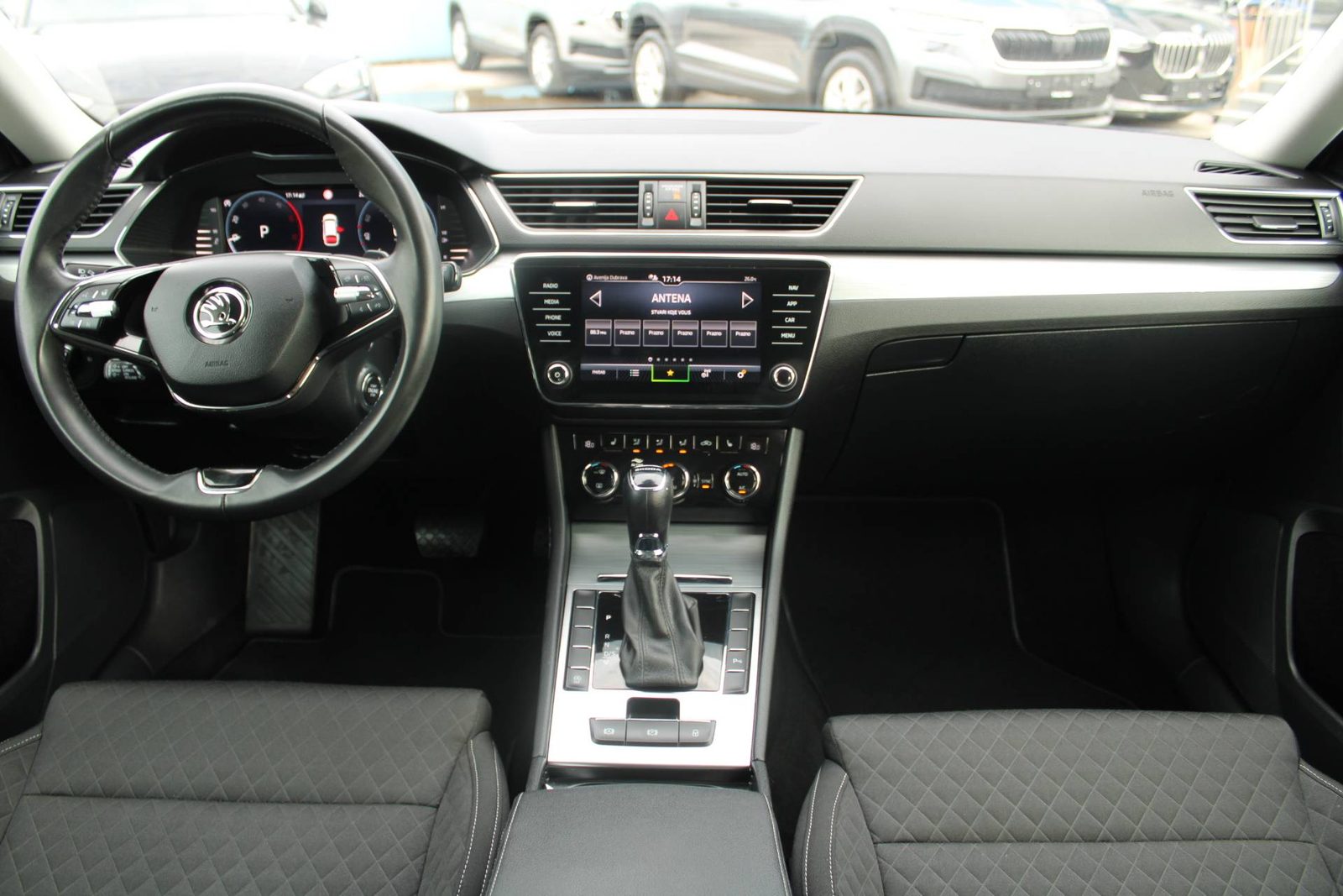 2023 Škoda Superb Combi — fotografija 14