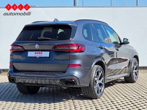 2022 BMW X5 — sličica 4