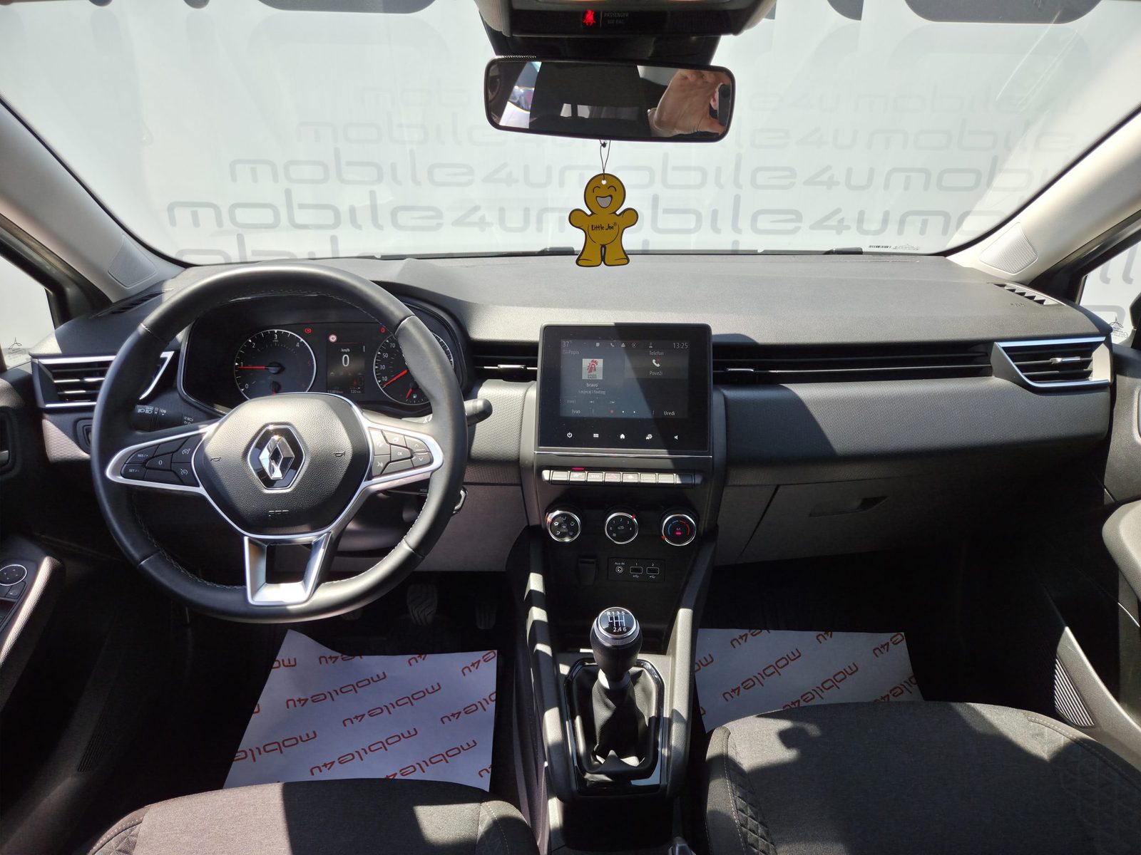 2023 Renault Clio — fotografija 9