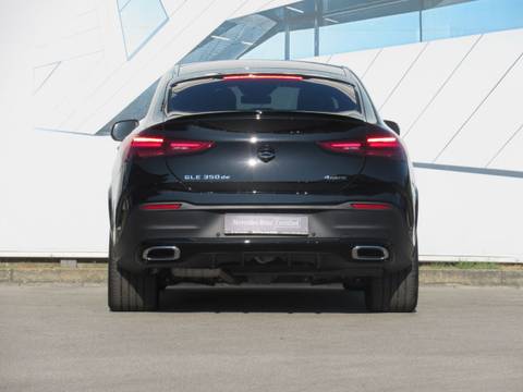 2025 Mercedes-Benz GLE — sličica 7