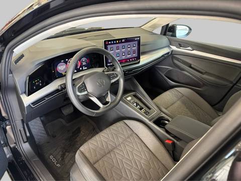 2026 Volkswagen Golf — sličica 11