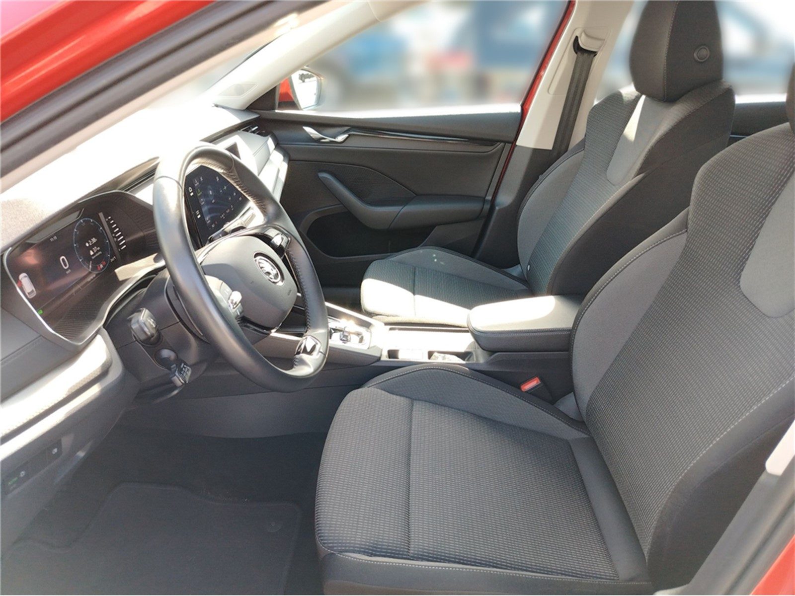 2022 Škoda Octavia Combi — fotografija 7