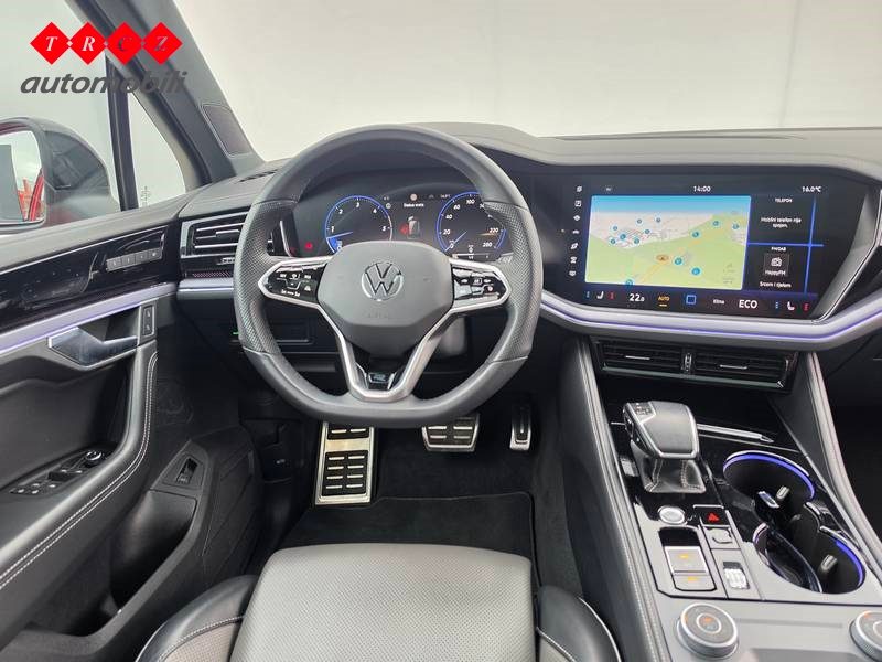 2024 Volkswagen Touareg — fotografija 10