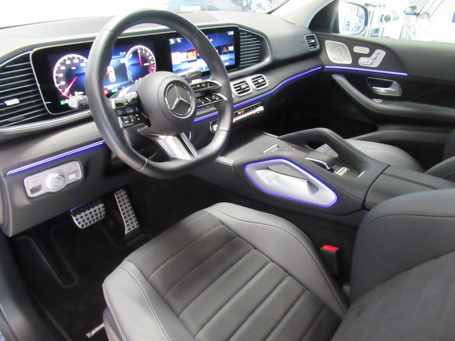 2025 Mercedes-Benz GLE — fotografija 17