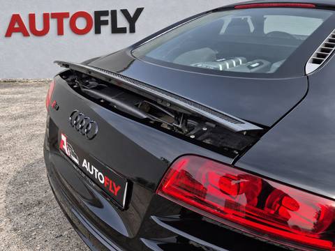 2010 Audi R8 — sličica 21