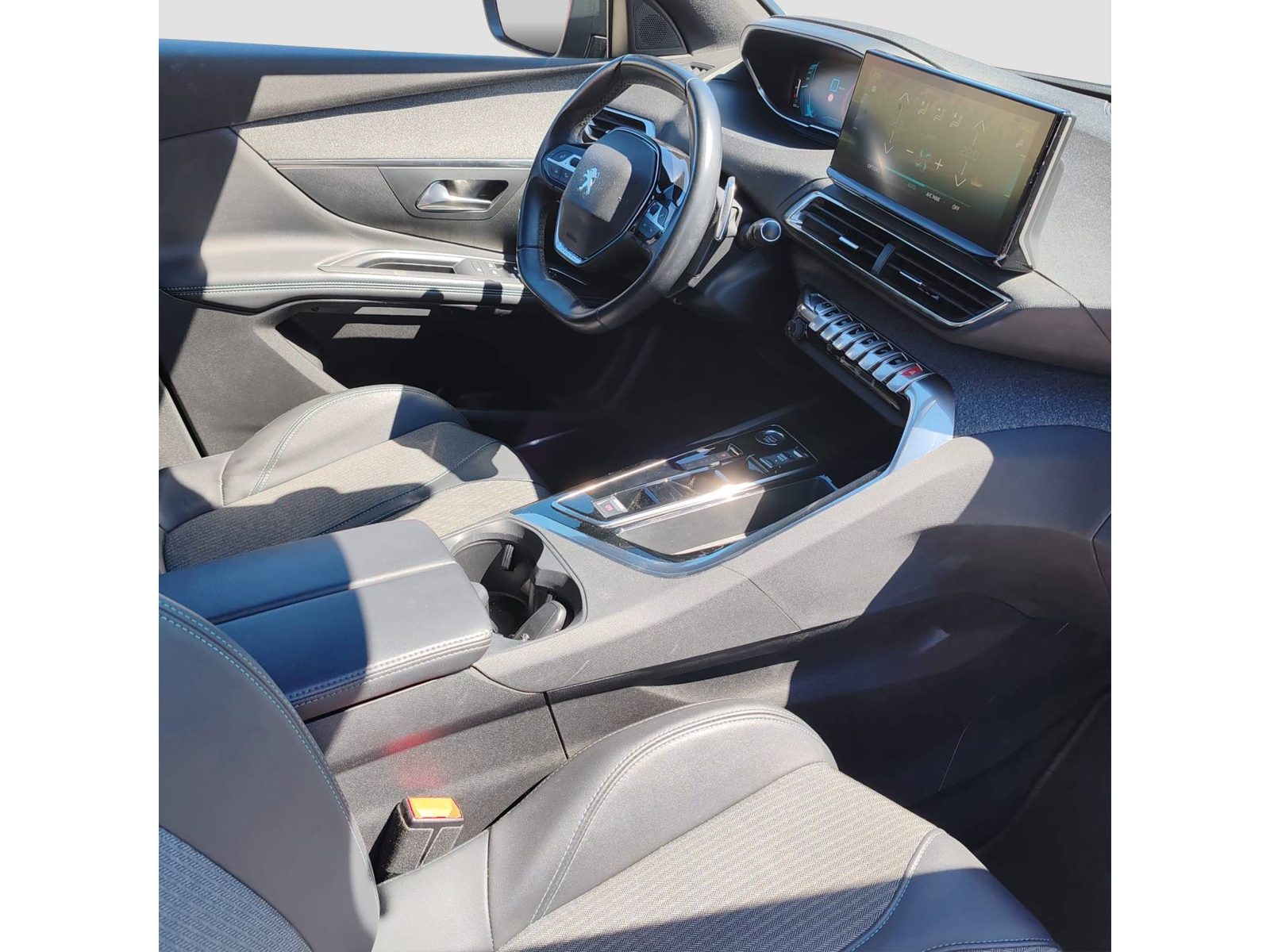 2023 Peugeot 3008 — fotografija 11