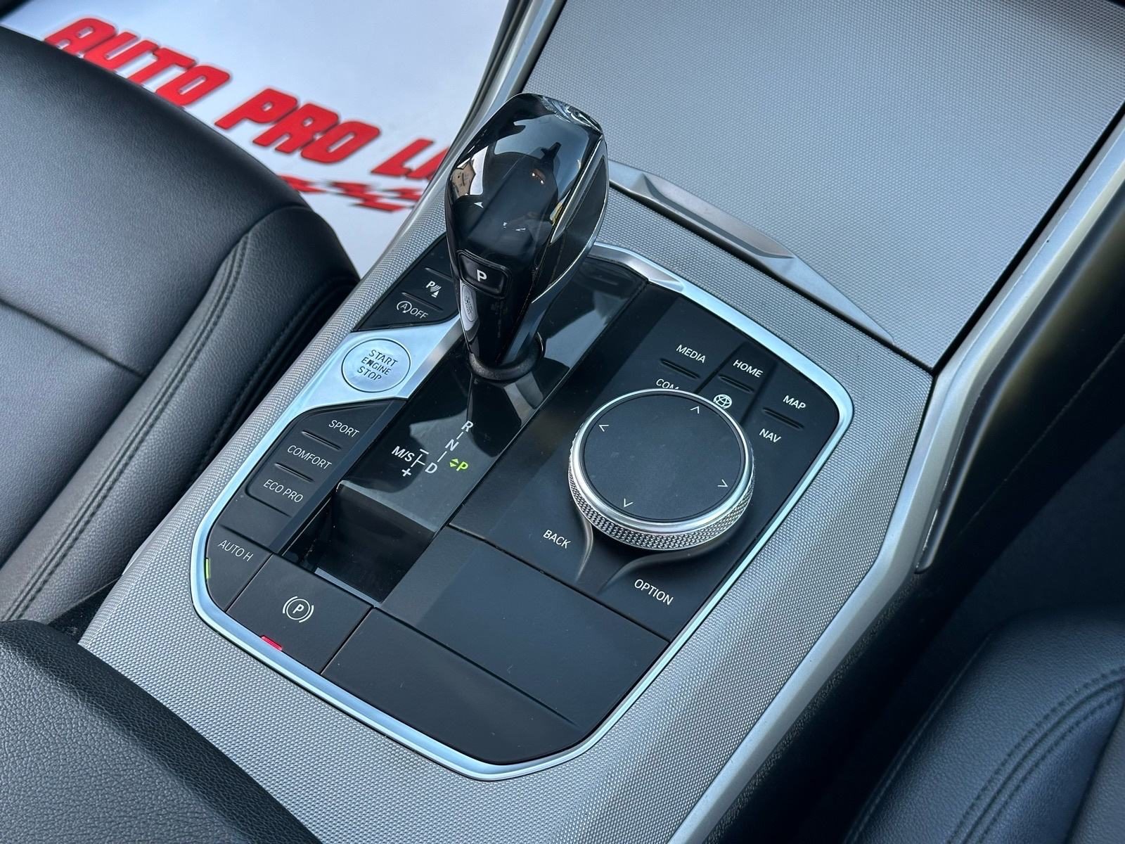 2020 BMW Serija 3 — fotografija 19