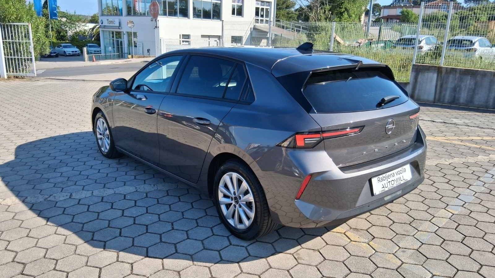 2024 Opel Astra — fotografija 5