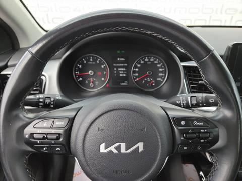 2023 Kia Stonic — sličica 12