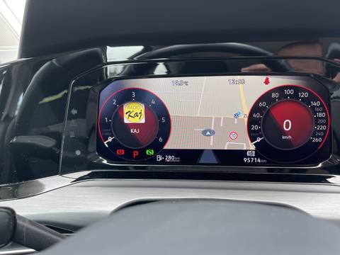 2023 Volkswagen Golf — sličica 27