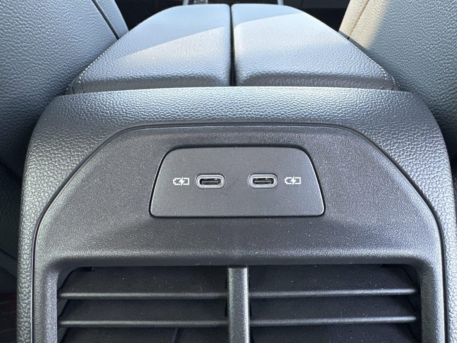 2026 Škoda Superb — fotografija 24