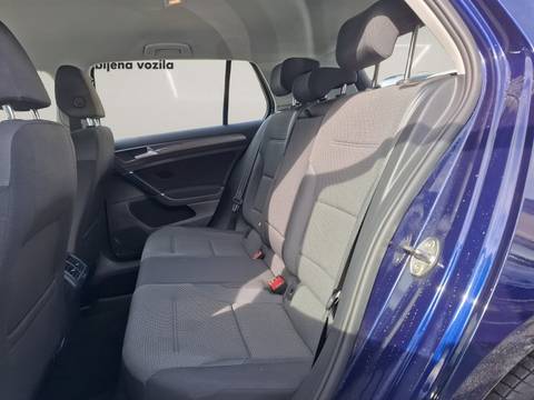 2019 Volkswagen Golf — sličica 11