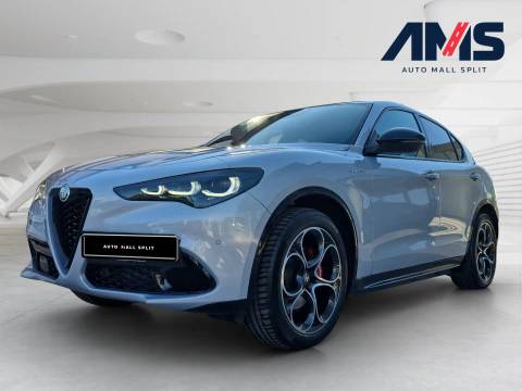 2025 Alfa Romeo Stelvio