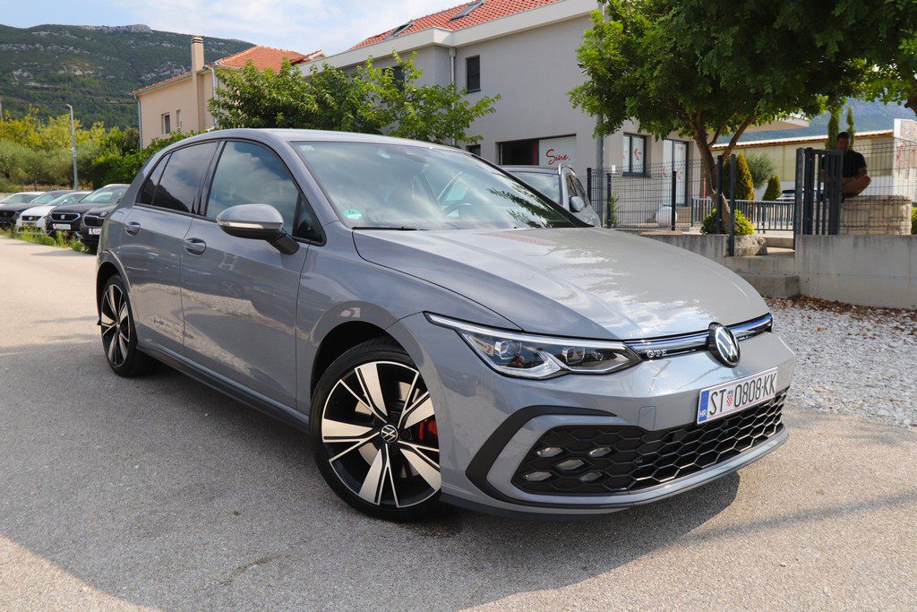 2021 Volkswagen Golf — fotografija 12