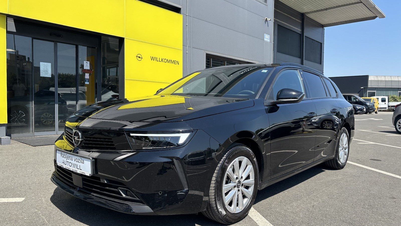 2025 Opel Astra Sports Tourer — fotografija 3