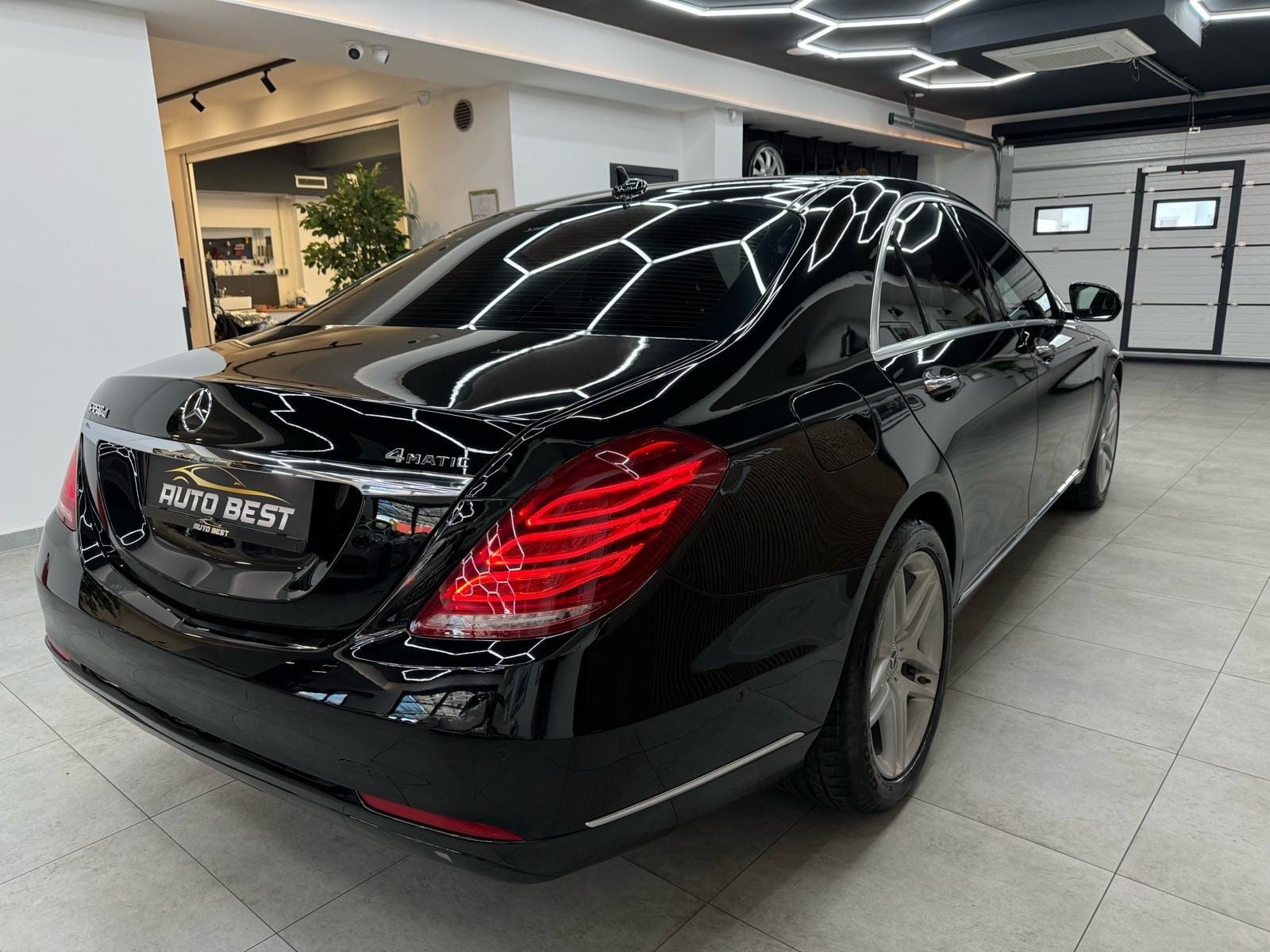 2017 Mercedes-Benz S-klasa — fotografija 3