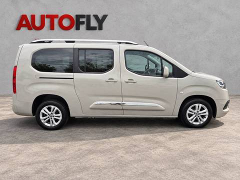2022 Toyota Proace Verso — sličica 5