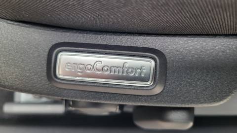 2021 Volkswagen Passat — sličica 27