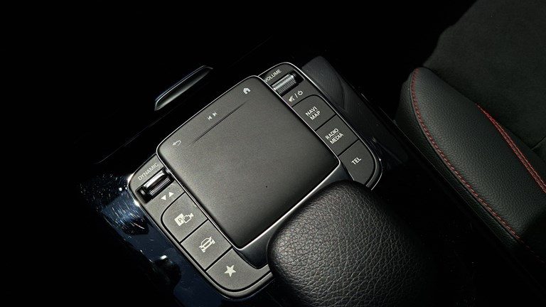 2021 Mercedes-Benz A-klasa — fotografija 16
