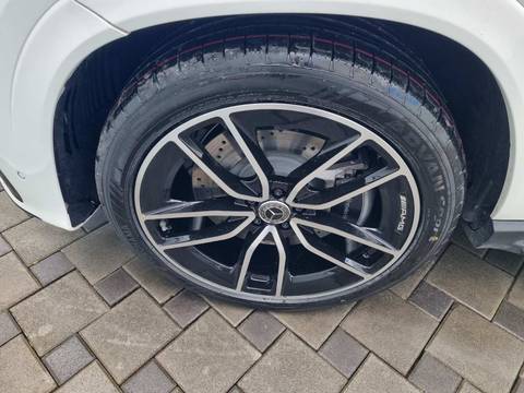 2025 Mercedes-Benz GLE — sličica 29