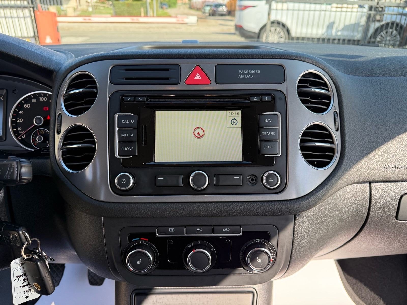 2011 Volkswagen Tiguan — fotografija 15