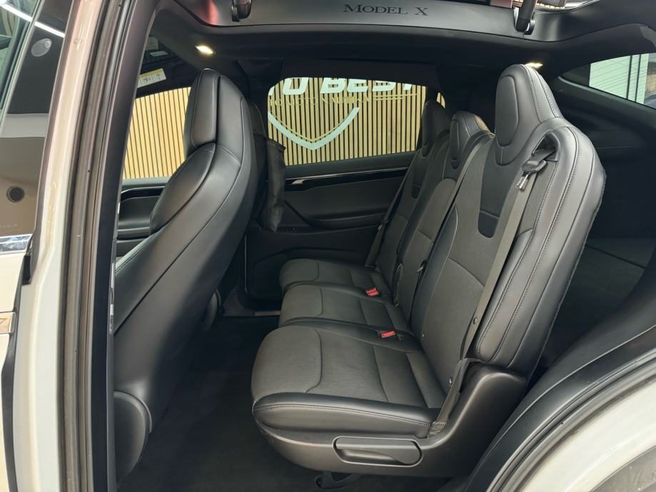 2017 Tesla Model — fotografija 14