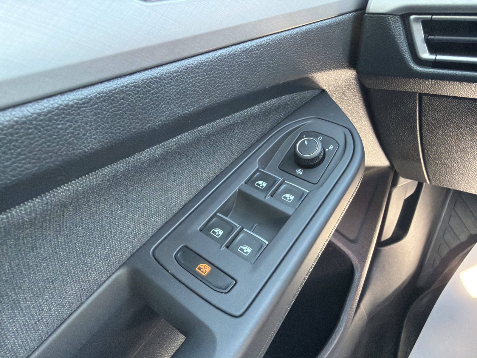 2024 Volkswagen Golf — fotografija 25