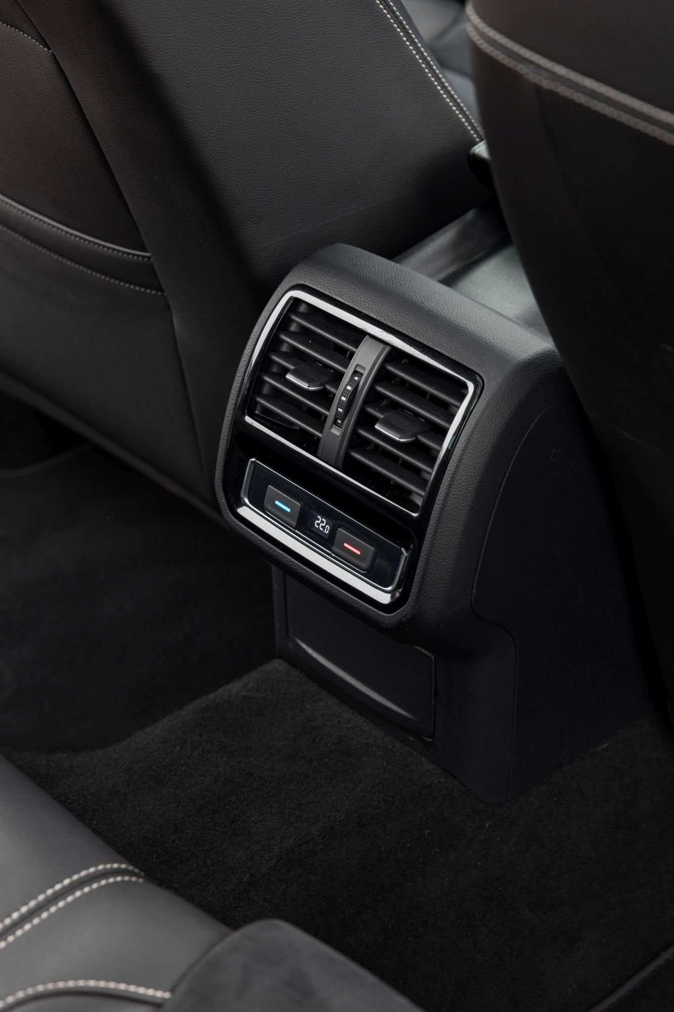 2019 Volkswagen Passat Variant — fotografija 25