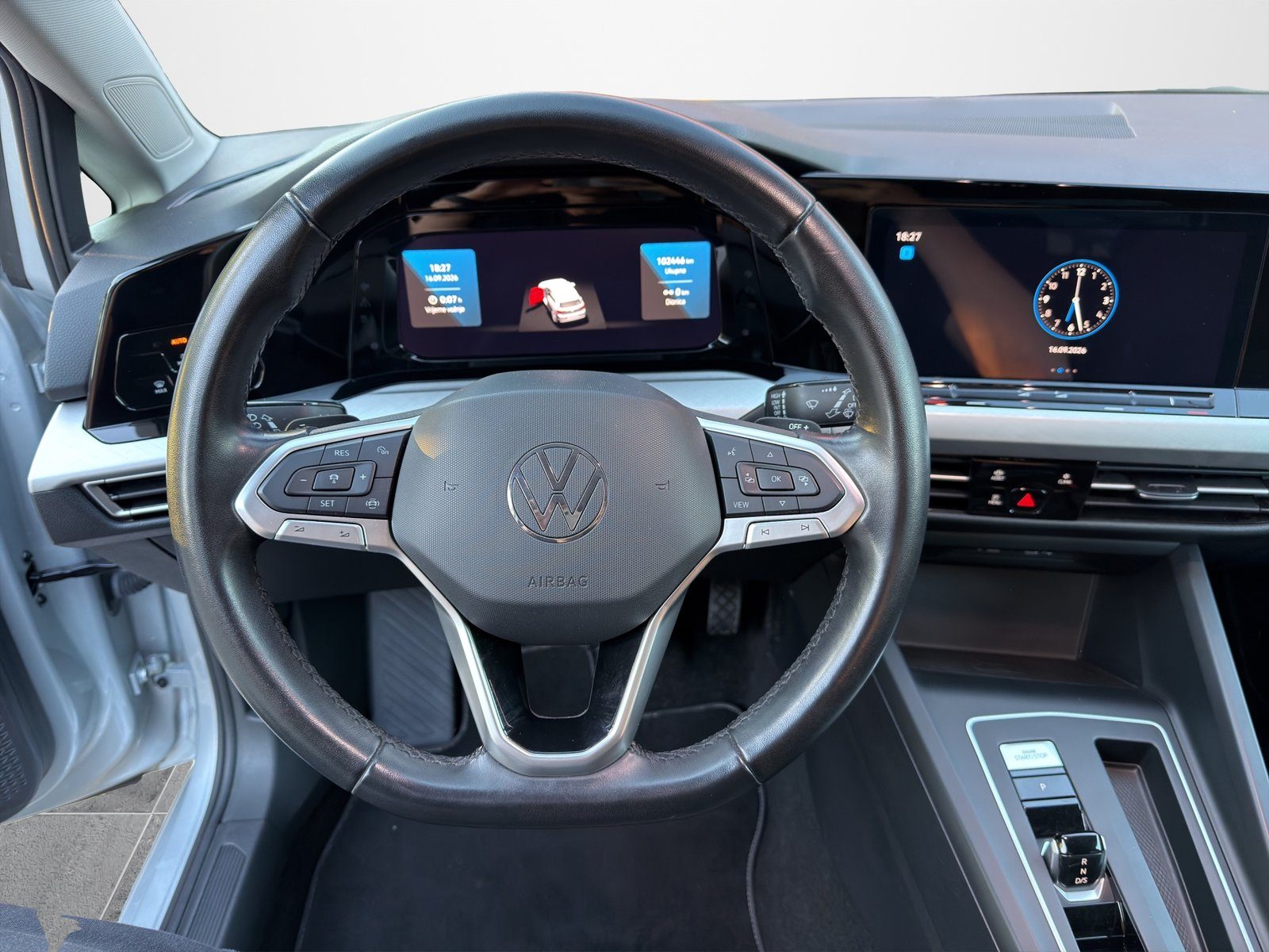 2024 Volkswagen Golf — fotografija 9