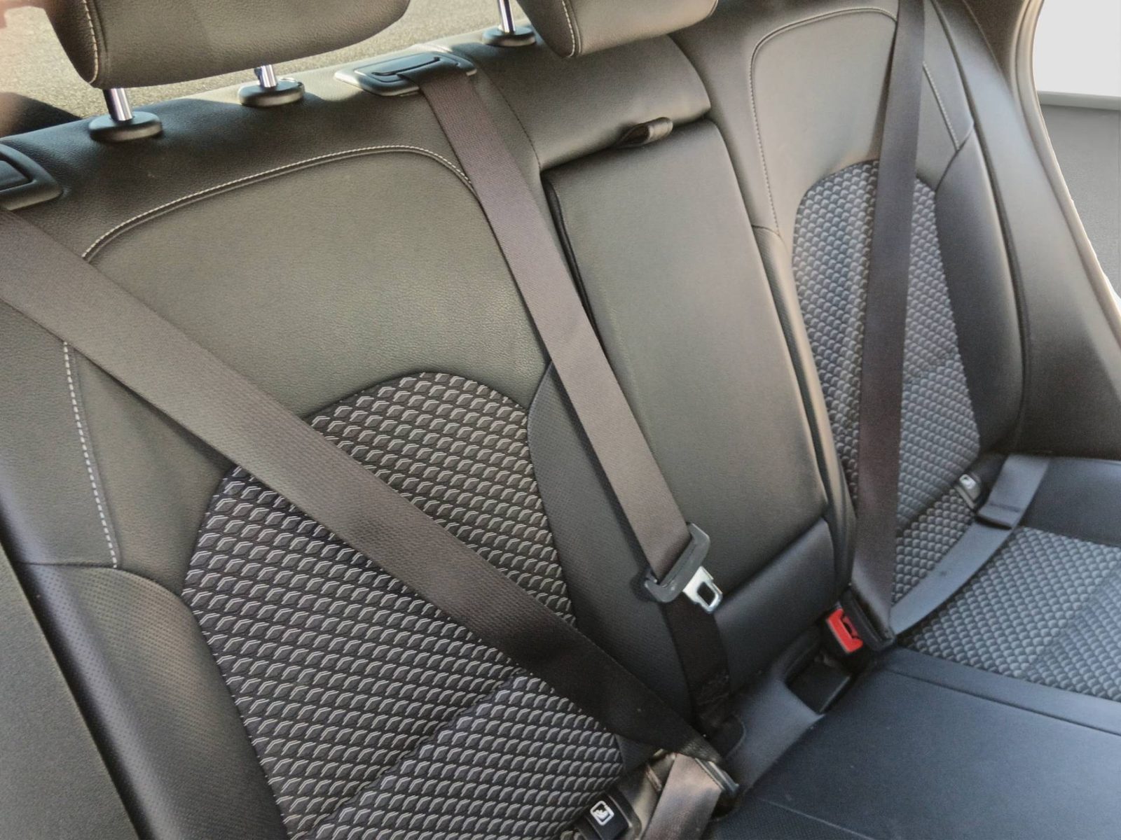 2025 Kia XCeed — fotografija 21