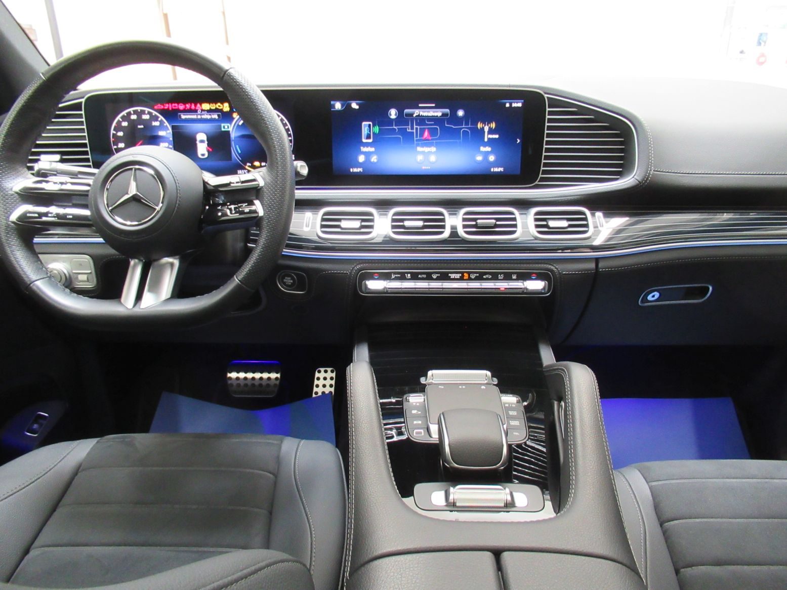 2025 Mercedes-Benz GLE — fotografija 14