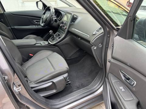 2016 Renault Scenic — sličica 19