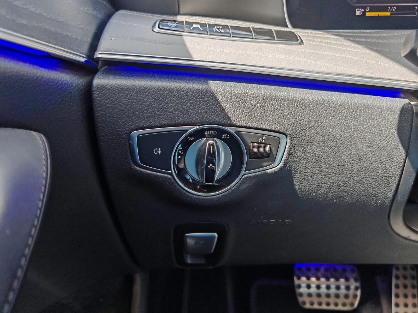 2020 Mercedes-Benz CLS — fotografija 30