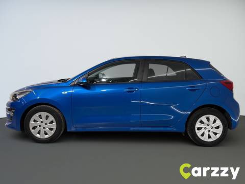 2022 Kia Rio — sličica 9