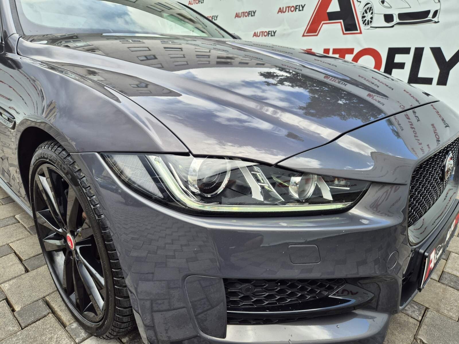 2017 Jaguar XE — fotografija 23