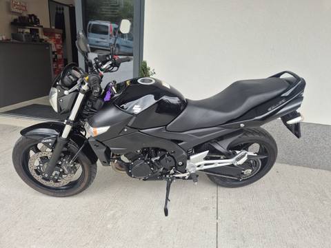 2010 Suzuki GSR600A — sličica 7