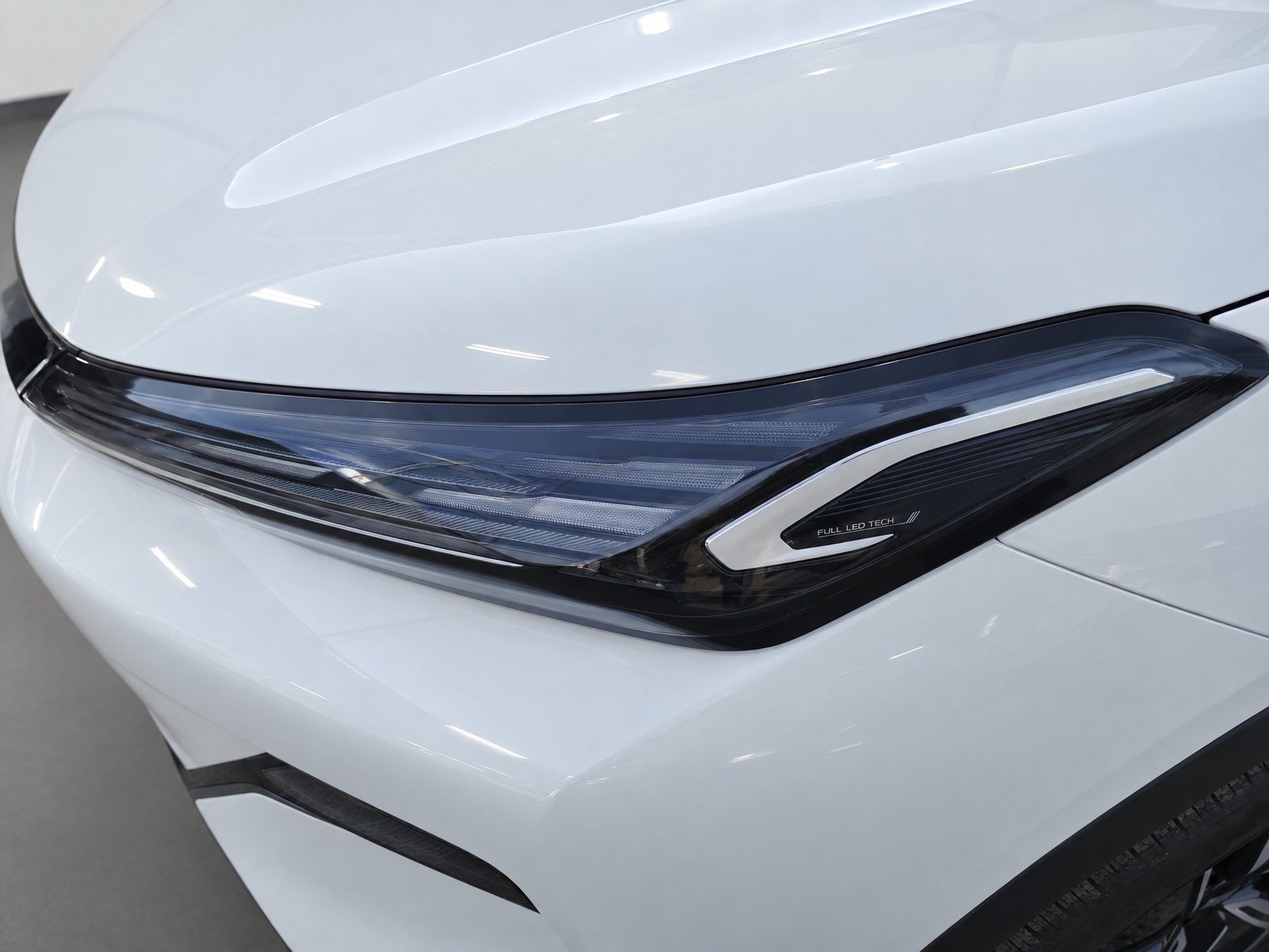 2026 Geely Starray EM-i — fotografija 9