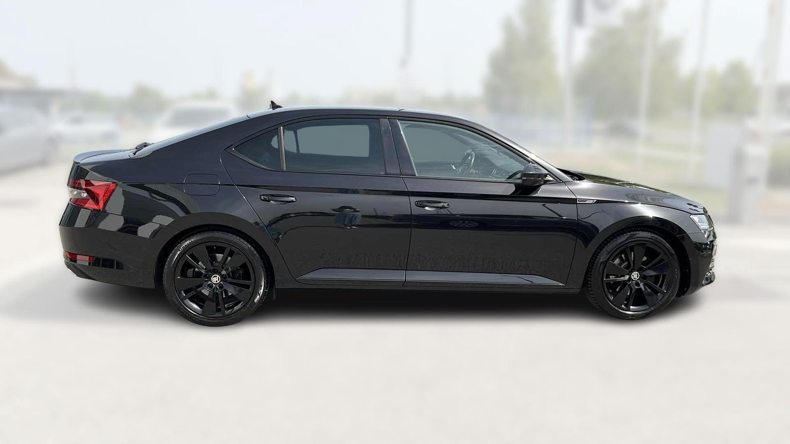 2020 Škoda Superb — fotografija 8
