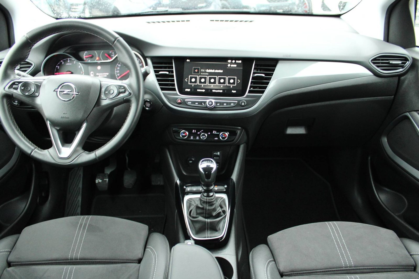 2023 Opel Crossland X — fotografija 13