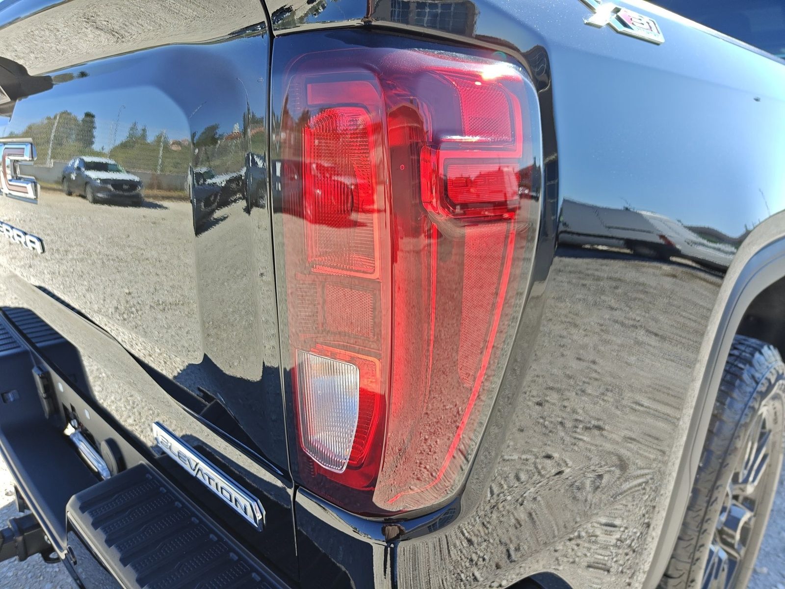 2025 GMC Sierra — fotografija 12