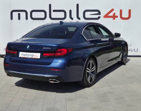 2021 BMW Serija 5 — sličica 4