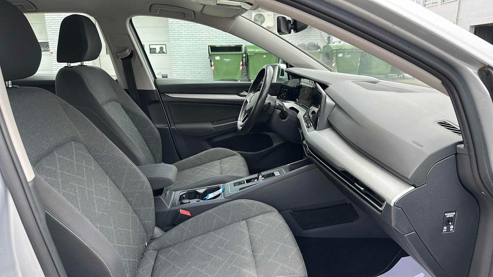 2021 Volkswagen Golf — fotografija 9