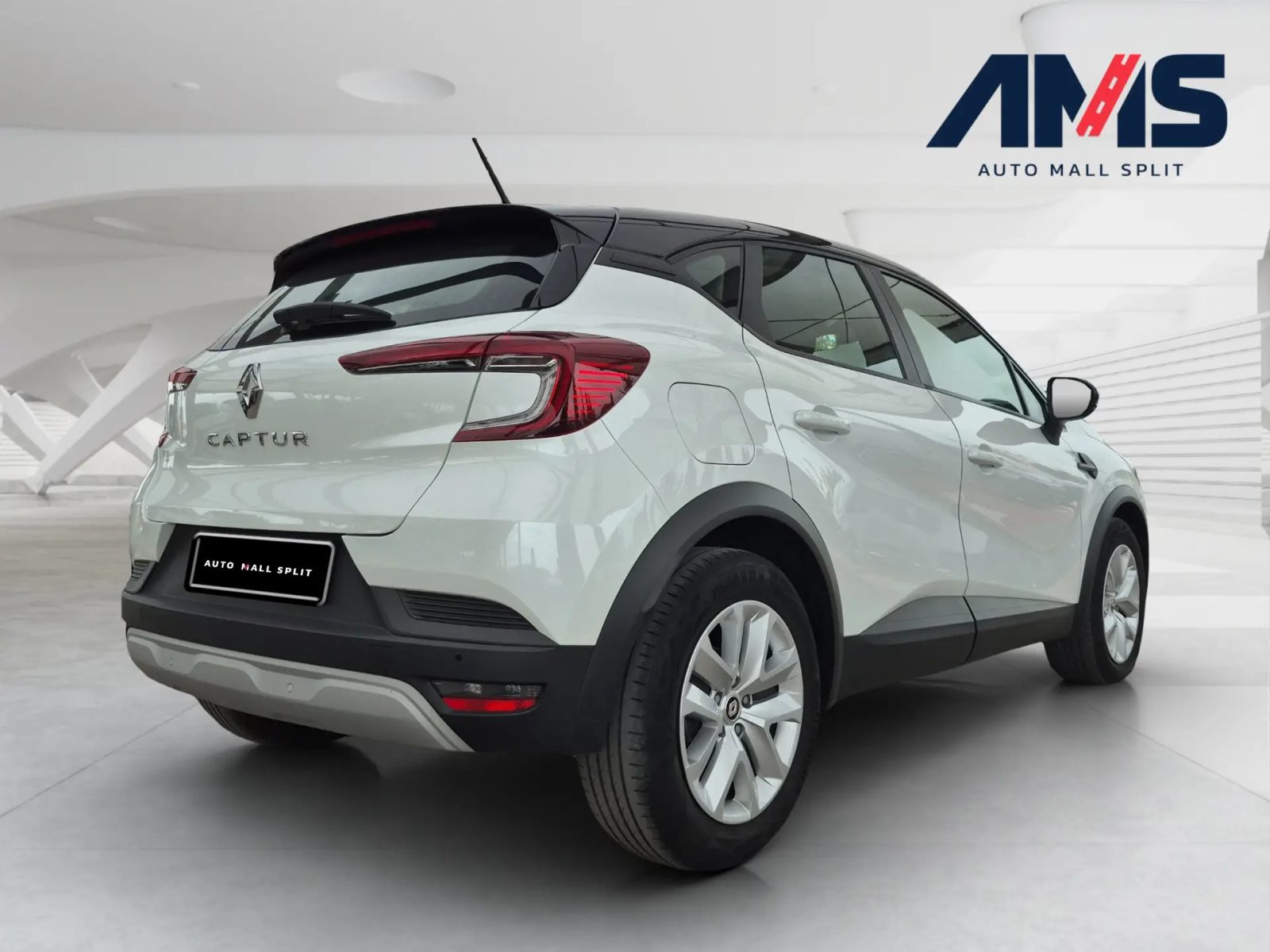 2023 Renault Captur — fotografija 5