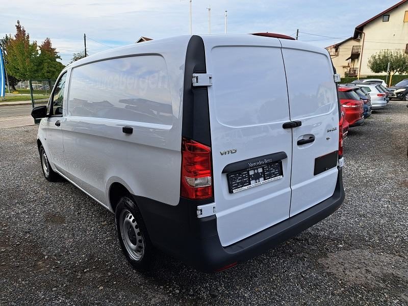 2021 Mercedes-Benz Vito — fotografija 10