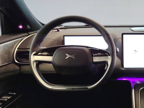 2025 XPENG G9 — sličica 16