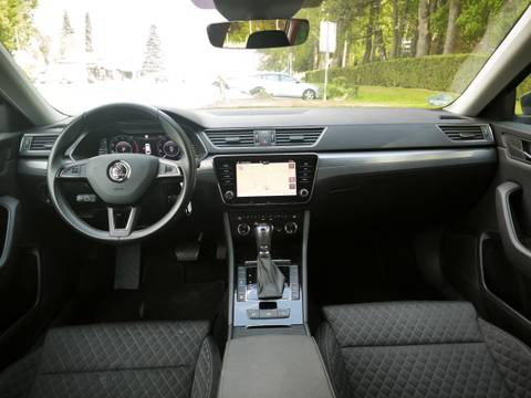 2019 Škoda Superb — sličica 18