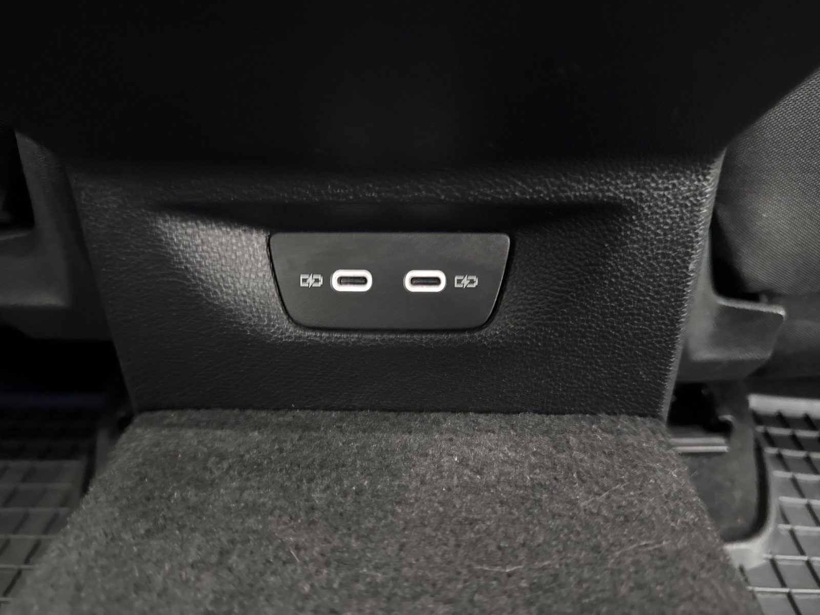 2024 Volkswagen Golf — fotografija 22