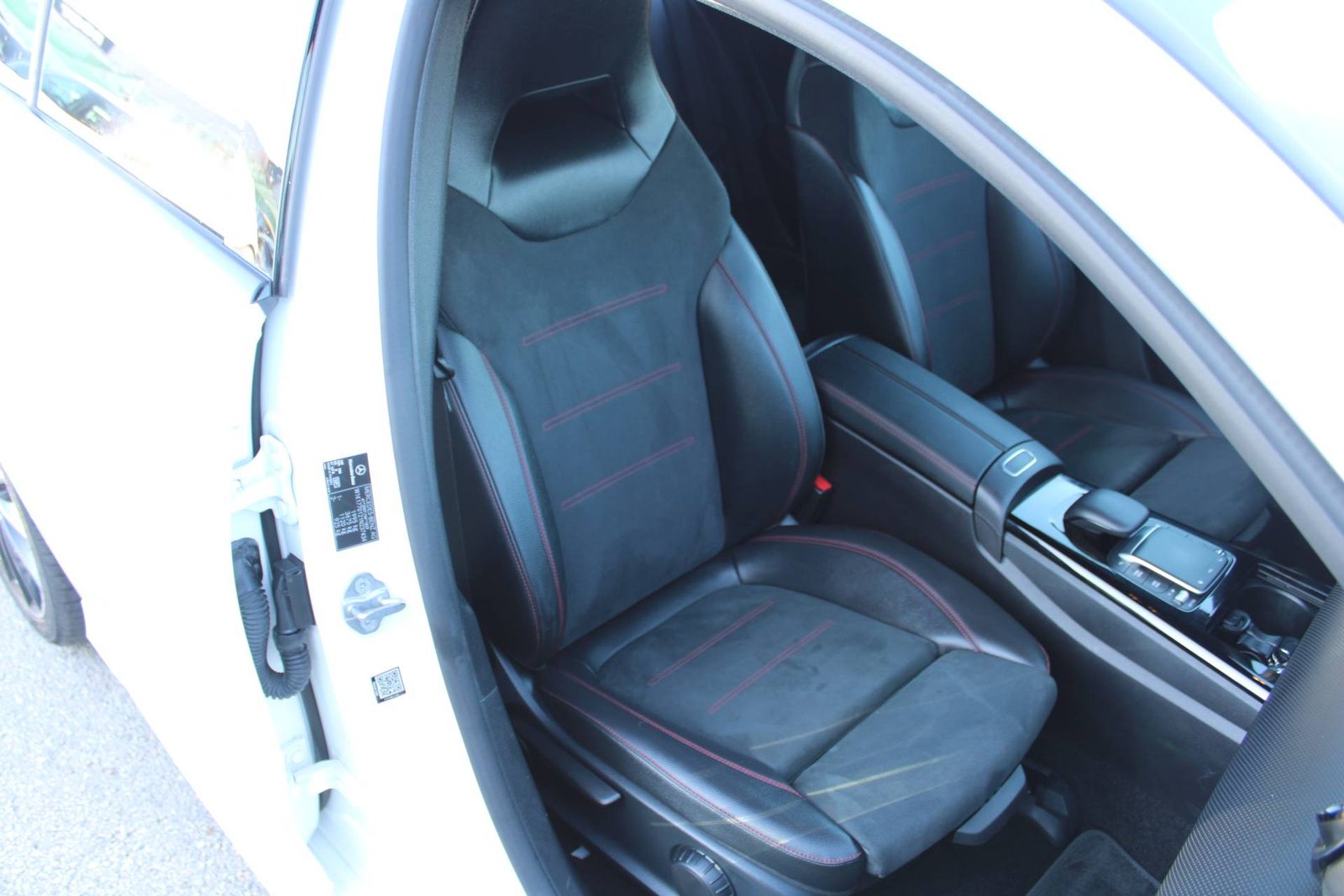 2021 Mercedes-Benz A-klasa — fotografija 11