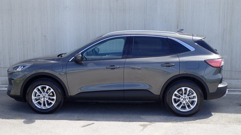 2023 Ford Kuga — fotografija 3
