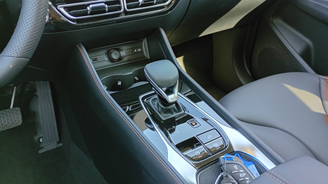 2026 MG HS — fotografija 16